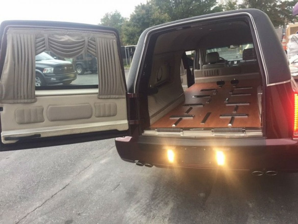 Photo of Funeral for sale: 2008 Cadillac DTS Masterpiece Hearse