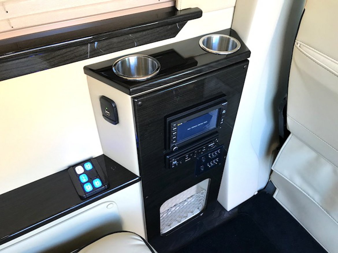 Photo of Sprinter for sale: 2018 Mercedes-Benz Sprinter 3500 Super Single 24&quot; by Midwest