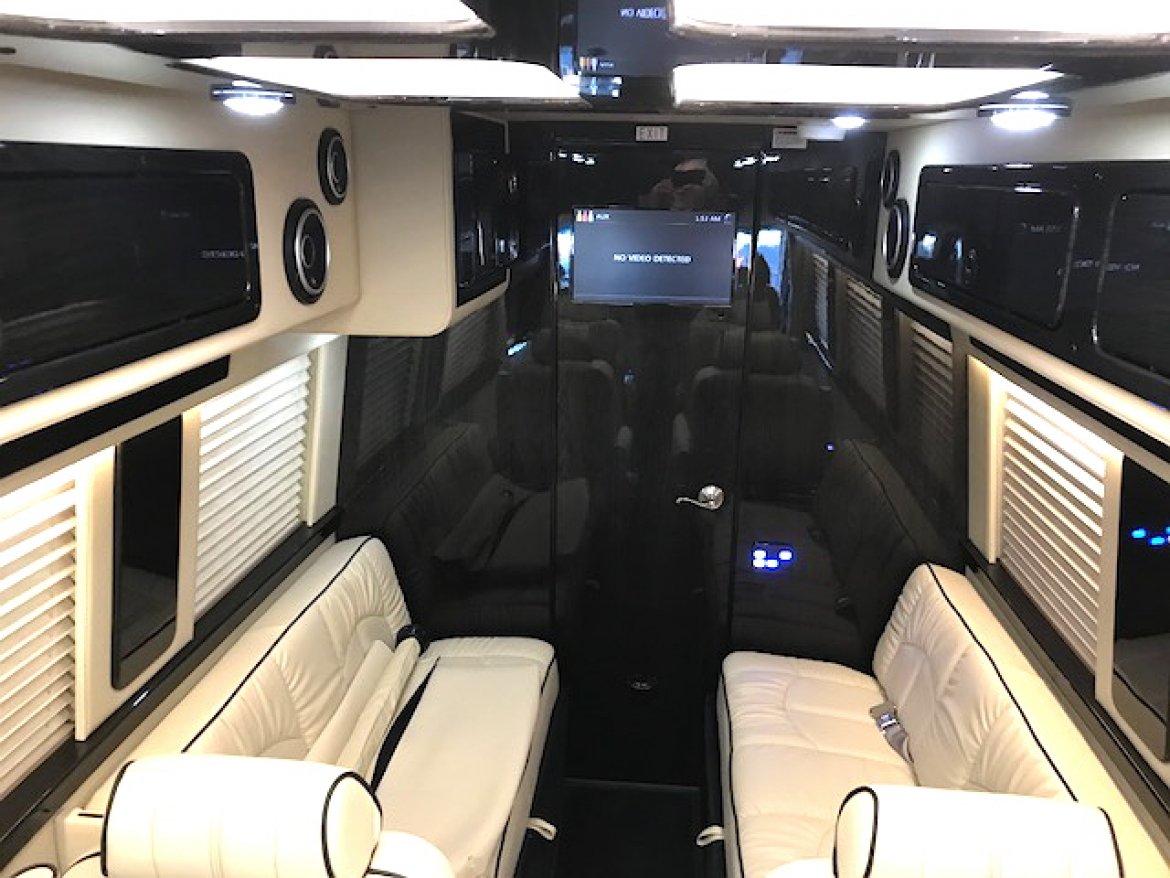 Photo of Sprinter for sale: 2018 Mercedes-Benz Sprinter 3500 Super Single 24&quot; by Midwest