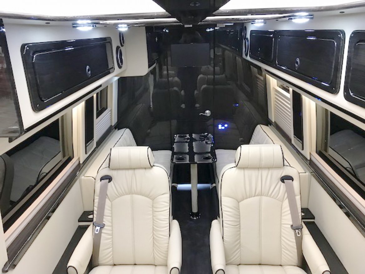 Photo of Sprinter for sale: 2018 Mercedes-Benz Sprinter 3500 Super Single 24&quot; by Midwest