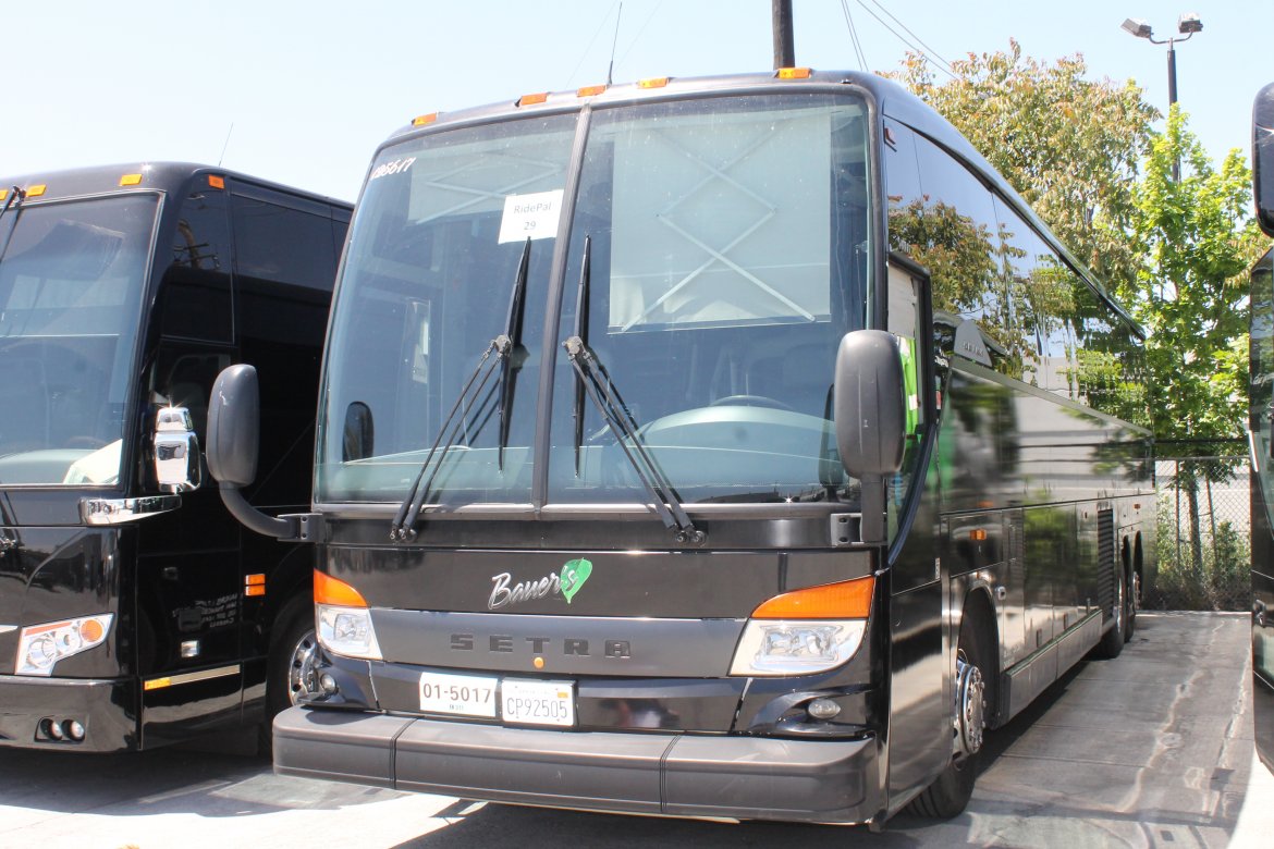 Photo of Motorcoach for sale: 2012 Setra Coach 407cc 45&quot; by Mercedes Benz