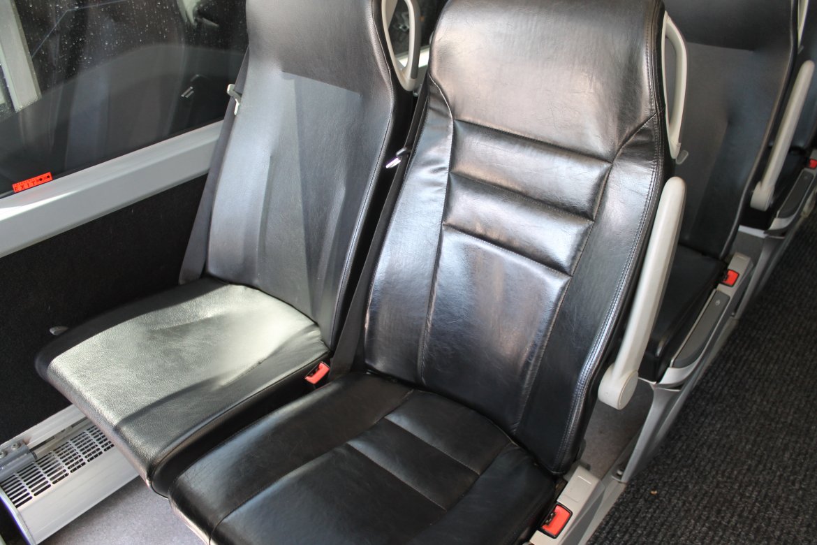 Photo of Motorcoach for sale: 2012 Setra Coach 407cc 45&quot; by Mercedes Benz