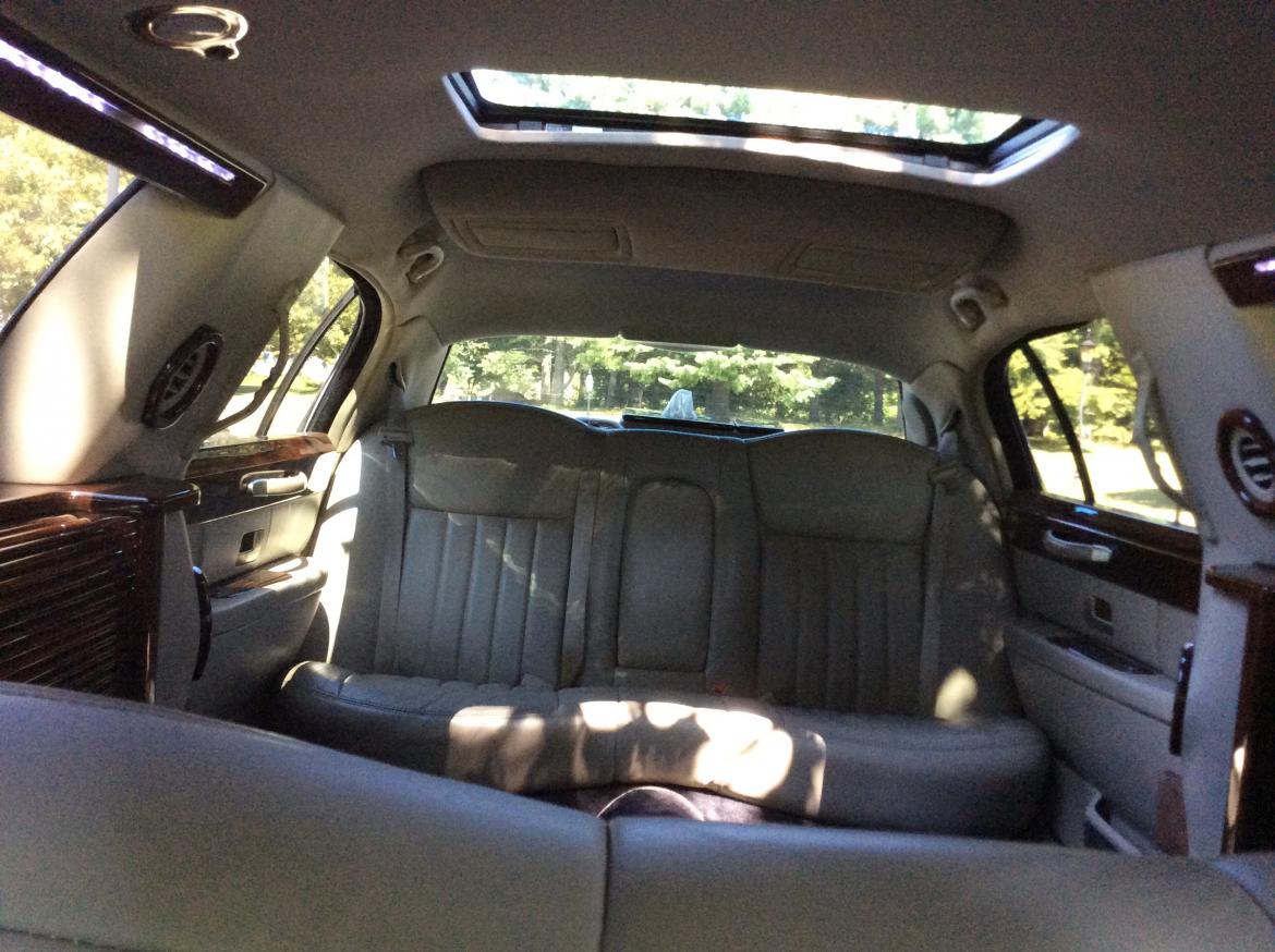 Photo of Limousine for sale: 2007 Lincoln Town Car 76&quot; by LCW