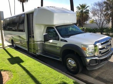 2012 Ford F-550 Shuttle Bus for Sale in Riverside, California, US - Photo 4
