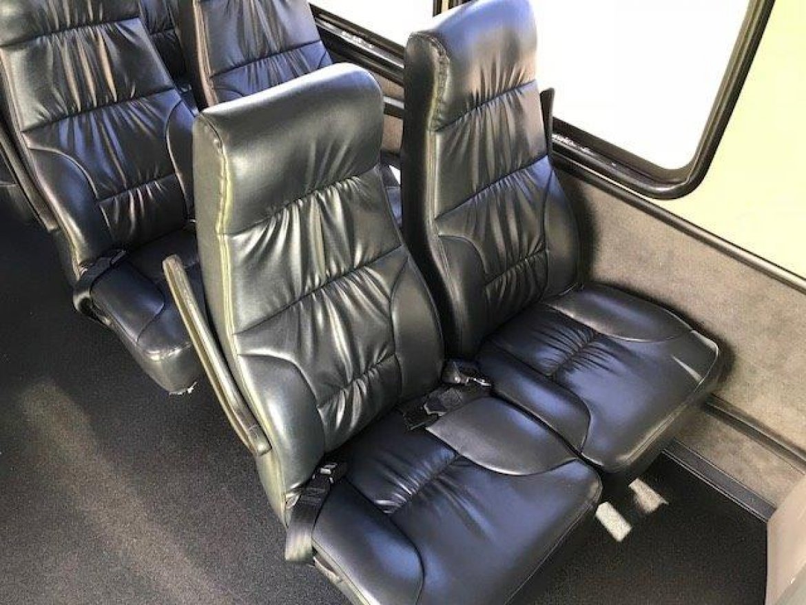 Photo of Shuttle Bus for sale: 2012 Ford F-550 by Turtle Top