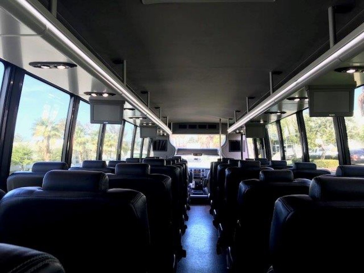 Photo of Shuttle Bus for sale: 2013 Ford F-650 40&quot; by Grech