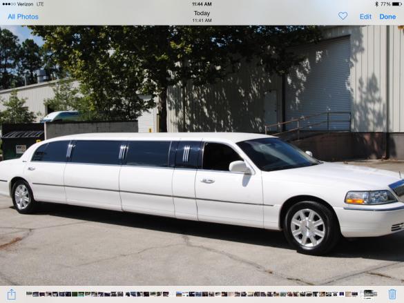 2011 Lincoln Town car Limousine for Sale in Jacksonville, FL - Photo 2