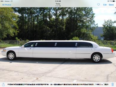 2011 Lincoln Town car Limousine for Sale in Jacksonville, Florida, US - Photo 3