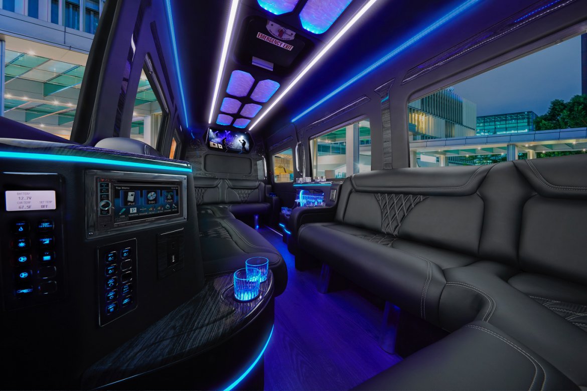 New 2018 Mercedes-Benz Sprinter-LImo-3500 170