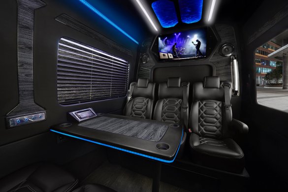 2018 Mercedes-Benz 3500 170" Ext Sprinter for Sale in Riverside, CA - Main Photo