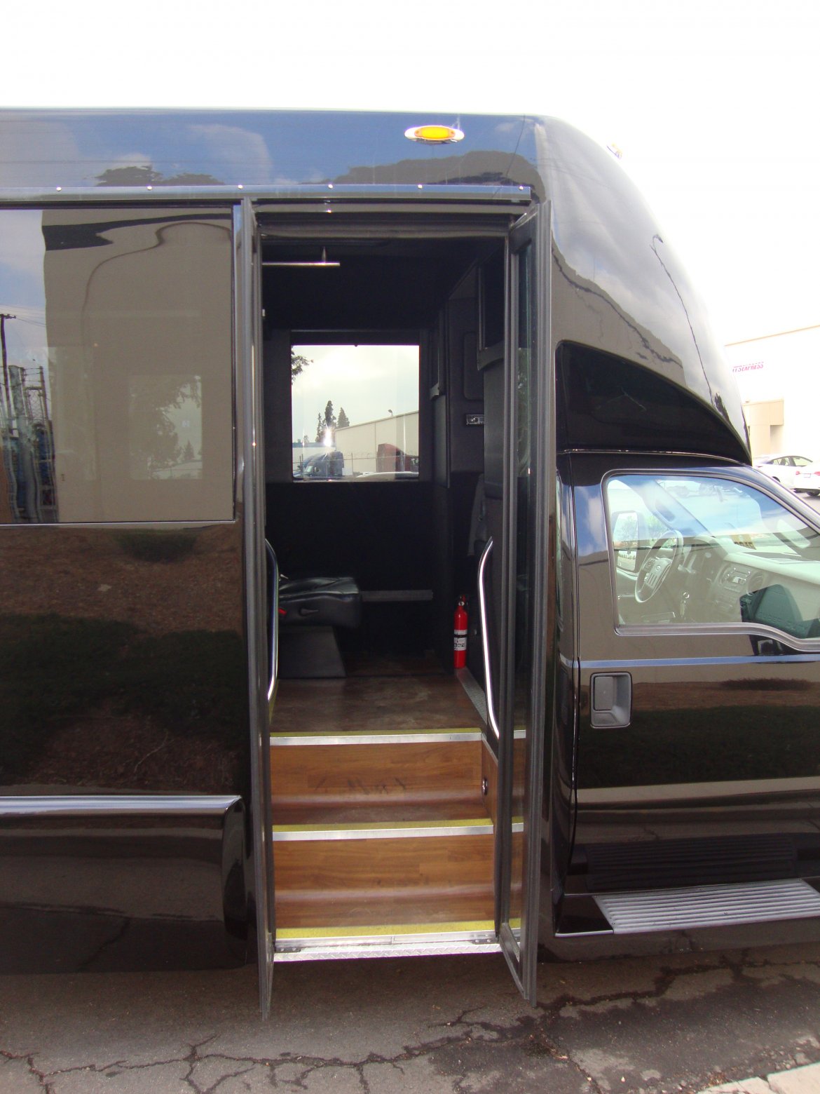 Photo of Shuttle Bus for sale: 2013 Ford F-550 by Executive Bus Builders