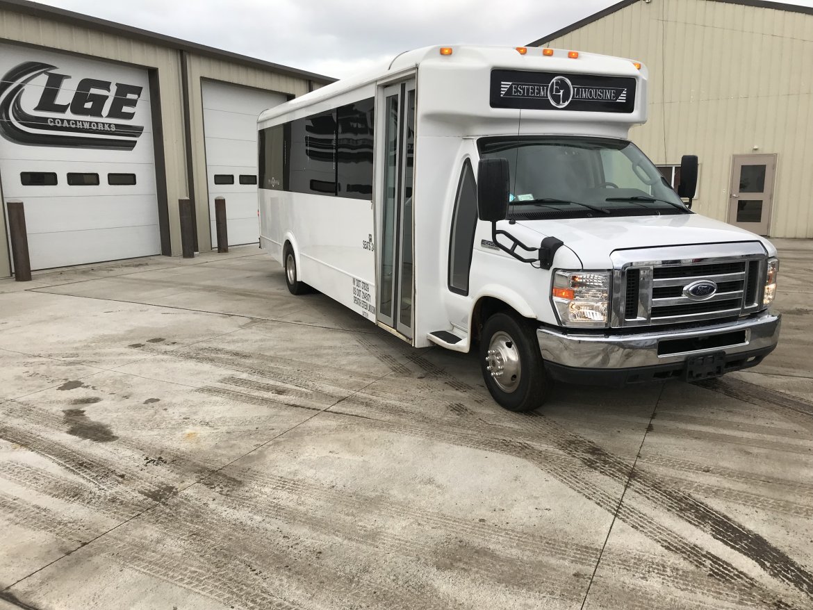 Photo of Limo Bus for sale: 2013 Ford E450  by LGE Coachworks