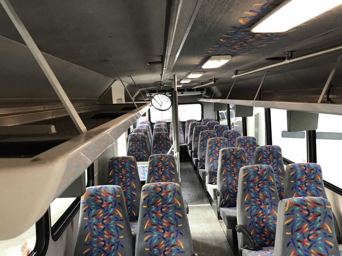 Photo of Shuttle Bus for sale: 2009 Freightliner Apollo by Glaval Bus