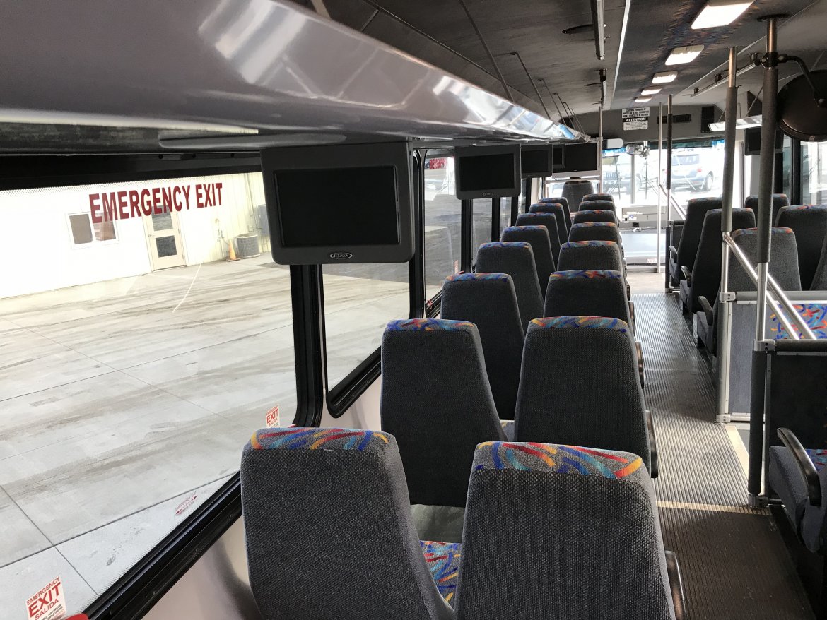 Photo of Shuttle Bus for sale: 2009 Freightliner Apollo by Glaval Bus