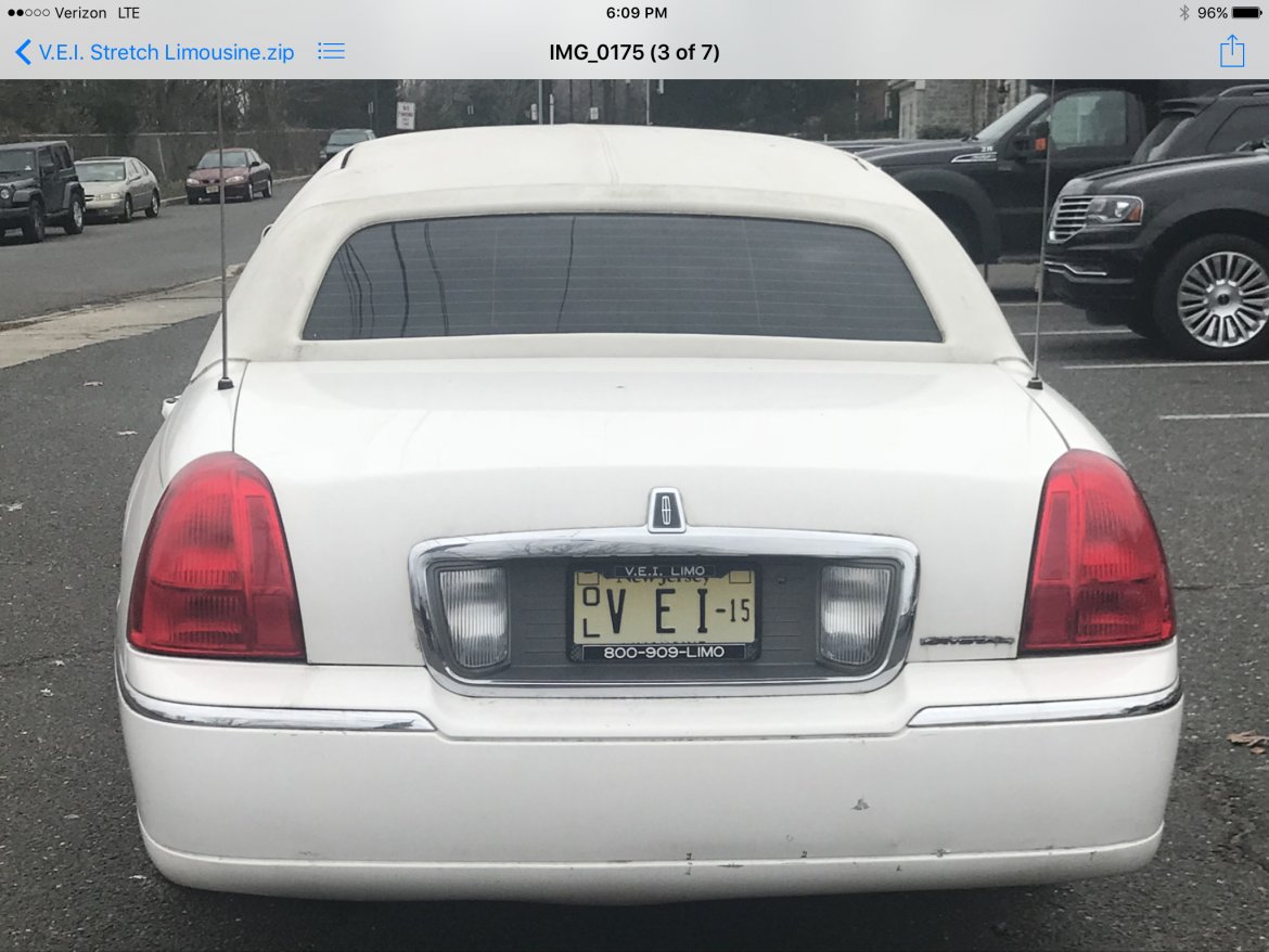 Photo of Limousine for sale: 2007 Lincoln Town Car 100&quot; by Krystal