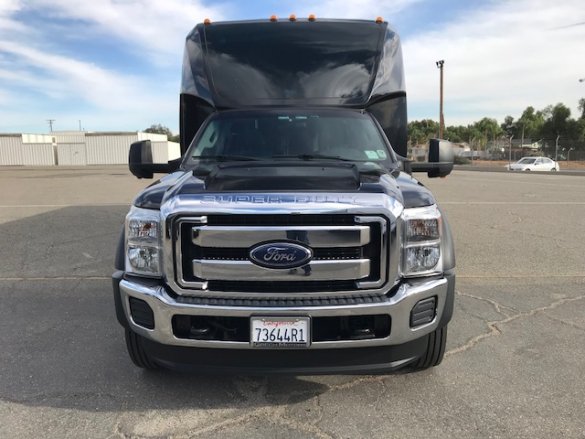 2015 Ford F-550 Shuttle Bus for Sale in Riverside, CA - Photo 2