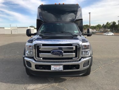 2015 Ford F-550 Shuttle Bus for Sale in Riverside, CA - Photo 2