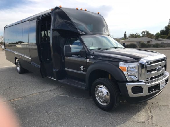 2015 Ford F-550 Shuttle Bus for Sale in Riverside, CA - Photo 3