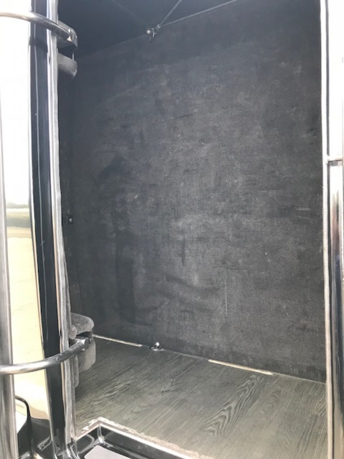 Photo of Shuttle Bus for sale: 2015 Ford F-550 33&quot; by Grech