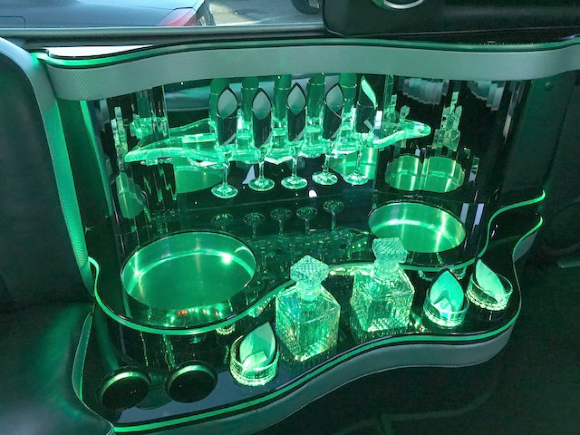 Photo of SUV Stretch for sale: 2008 GMC Yukon Denali 200&quot; by Ultimate