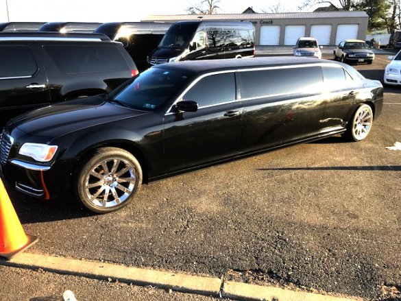 2014 Chrysler 300 Limousine for Sale in Oaklyn, NJ - Photo 2