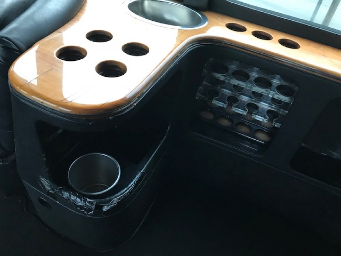 Photo of Limo Bus for sale: 2002 International 3200 by Krystal Koach