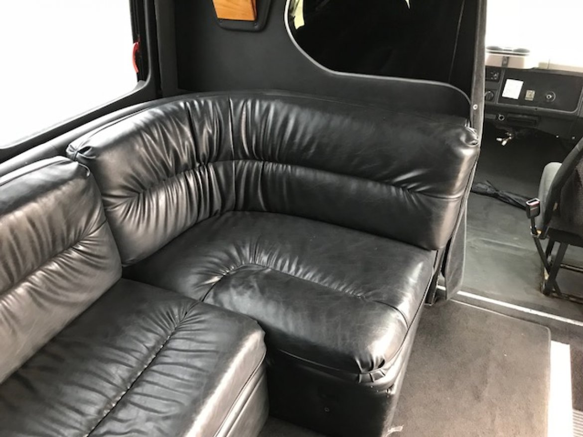 Photo of Limo Bus for sale: 2002 International 3200 by Krystal Koach