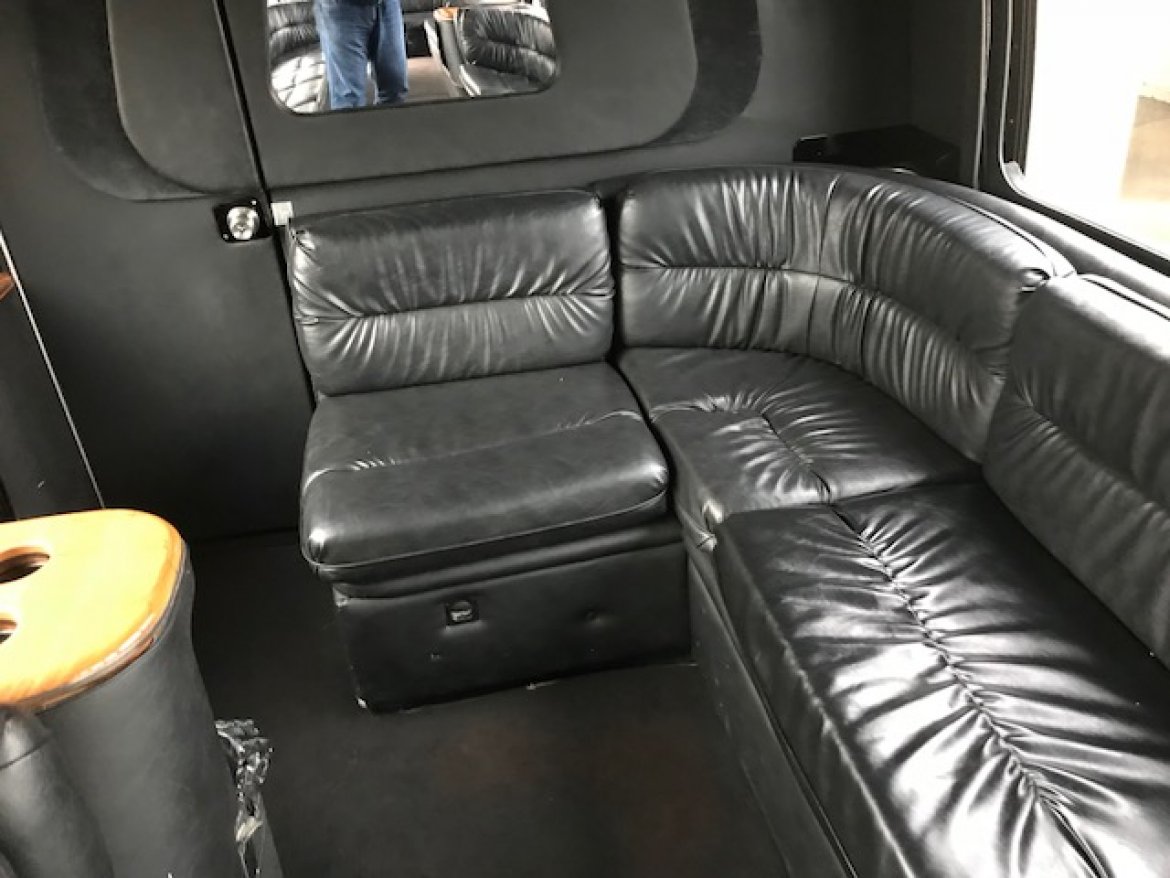 Photo of Limo Bus for sale: 2002 International 3200 by Krystal Koach