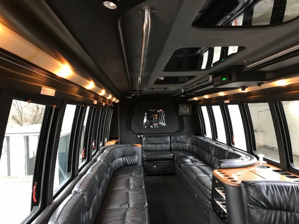 Photo of Limo Bus for sale: 2002 International 3200 by Krystal Koach