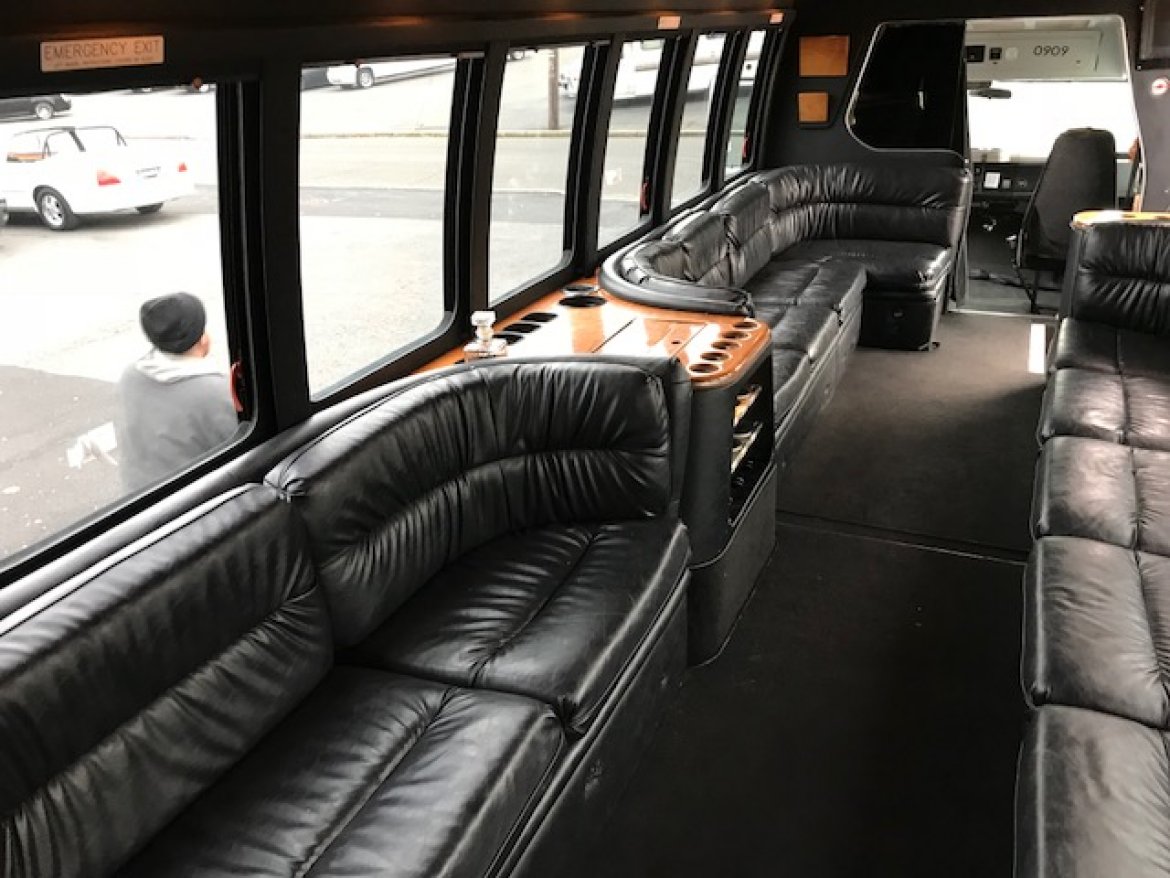 Photo of Limo Bus for sale: 2002 International 3200 by Krystal Koach