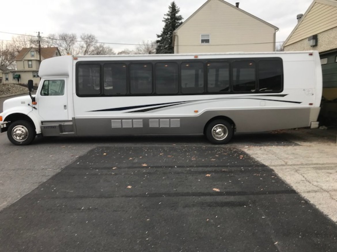 Photo of Limo Bus for sale: 2002 International 3200 by Krystal Koach