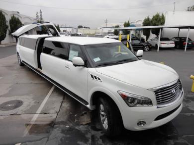 2014 Infiniti Infiniti QX80 SUV for Sale in Trenton, NJ - Main Photo