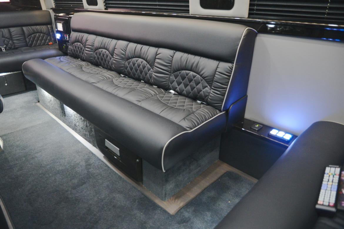 Photo of Sprinter for sale: 2016 Mercedes-Benz 3500 Super Single Sprinter 2458" by Midwest