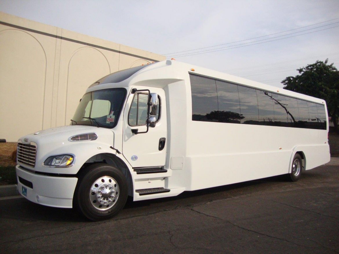 Executive Shuttle for sale: 2017 Freightliner M2 40&quot; by Executive Bus Builders