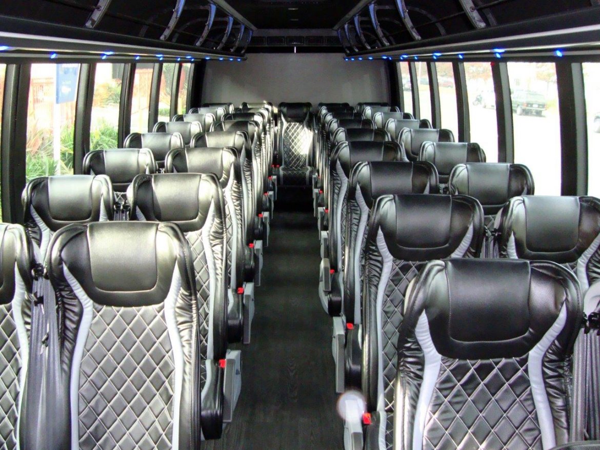Photo of Executive Shuttle for sale: 2017 Freightliner M2 40" by Executive Bus Builders