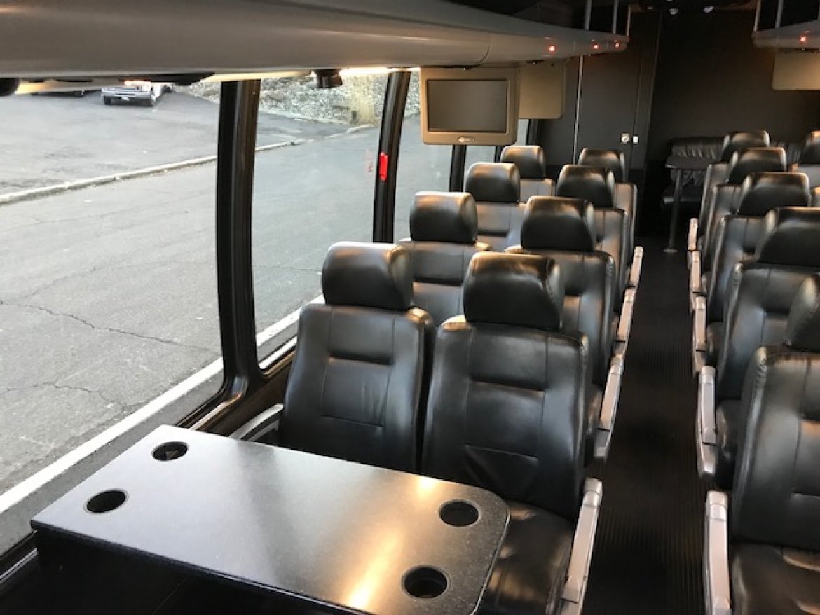 Photo of Shuttle Bus for sale: 2008 International 3400 by Krystal Koach