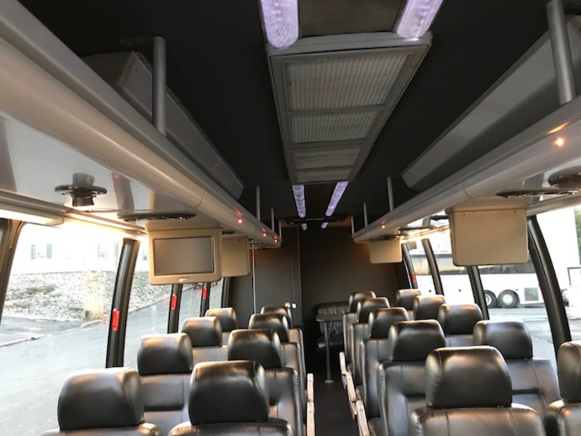 Photo of Shuttle Bus for sale: 2008 International 3400 by Krystal Koach