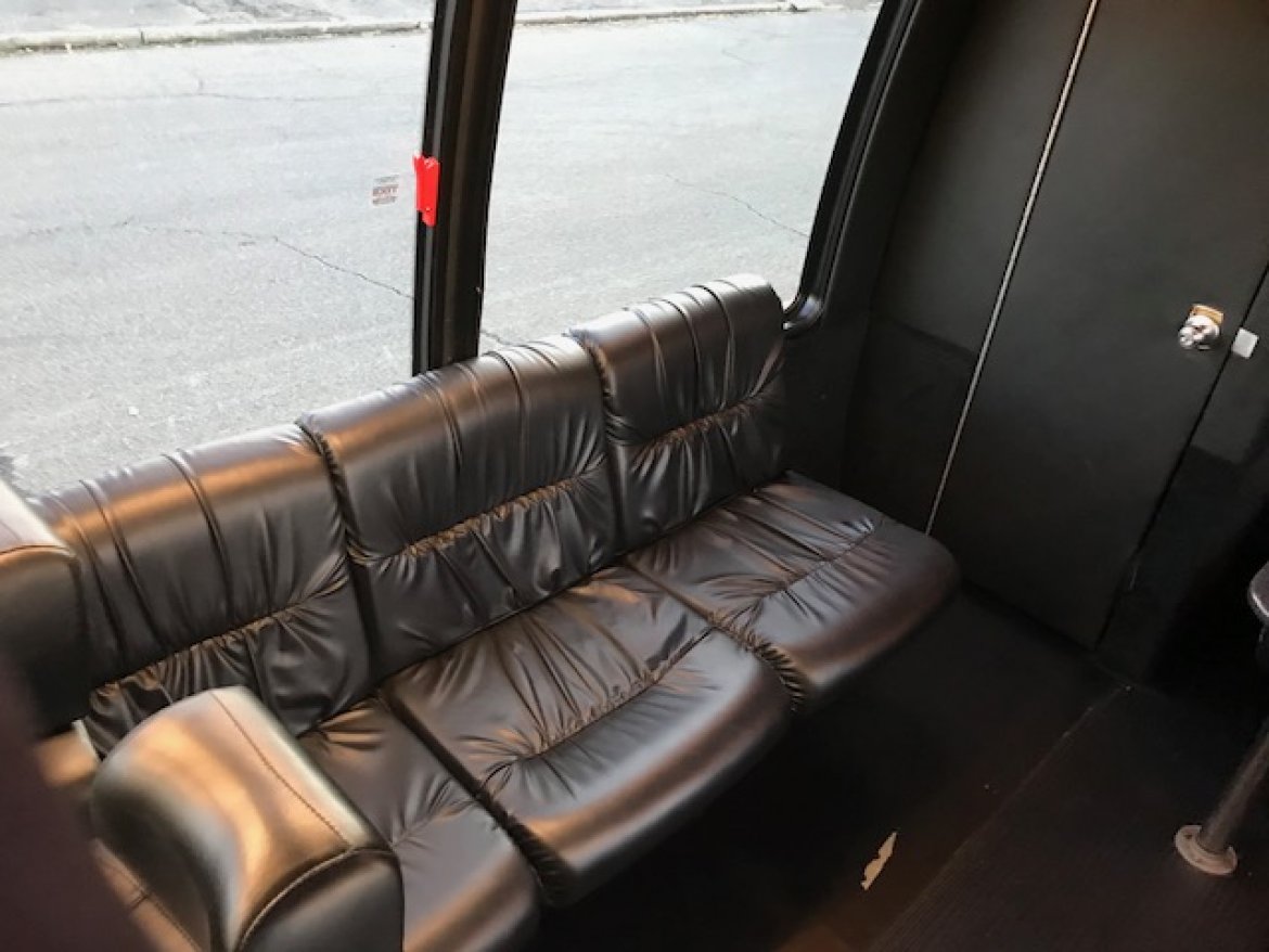 Photo of Shuttle Bus for sale: 2008 International 3400 by Krystal Koach