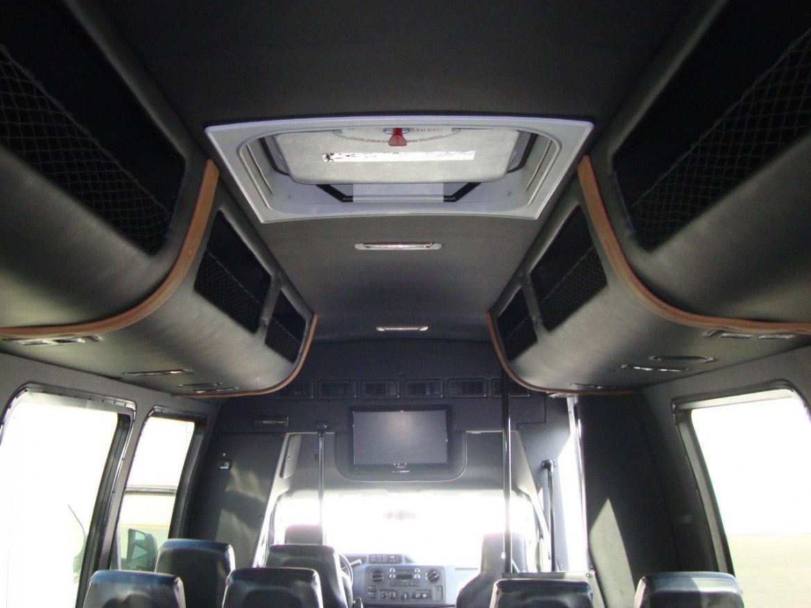 Photo of Shuttle Bus for sale: 2014 Ford E-450 by Elkhart
