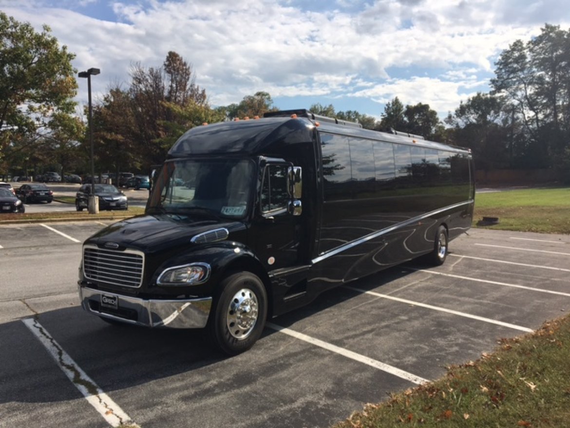 Photo of Shuttle Bus for sale: 2018 Freightliner GM 40 40&quot; by Grech Motors