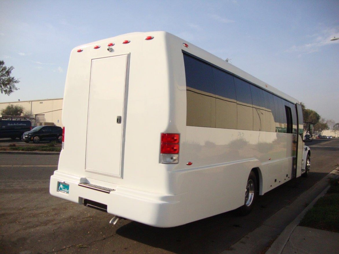 Photo of Executive Shuttle for sale: 2017 Freightliner M2 ECoach40 by Executive Bus Builders