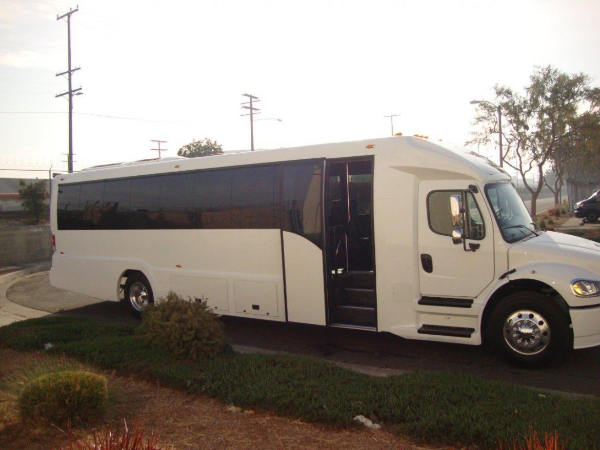 Photo of Executive Shuttle for sale: 2017 Freightliner M2 ECoach40 by Executive Bus Builders
