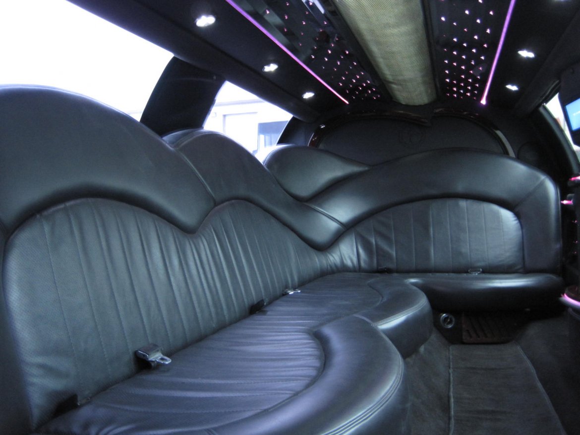 Photo of Limousine for sale: 2009 Lincoln Town Car  120" by Executive Coach Builders