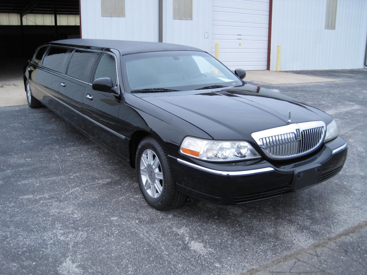Photo of Limousine for sale: 2009 Lincoln Town Car  120" by Executive Coach Builders