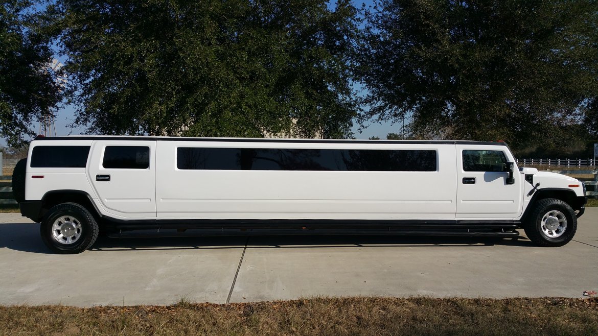 Photo of SUV Stretch for sale: 2008 Hummer H2 200" by Moonlight