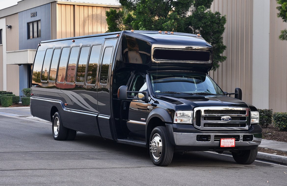 Photo of Limo Bus for sale: 2006 Ford F-550 by Krystal Koach