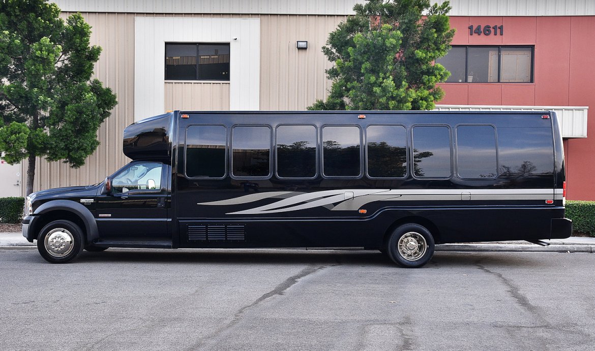 Photo of Limo Bus for sale: 2006 Ford F-550 by Krystal Koach