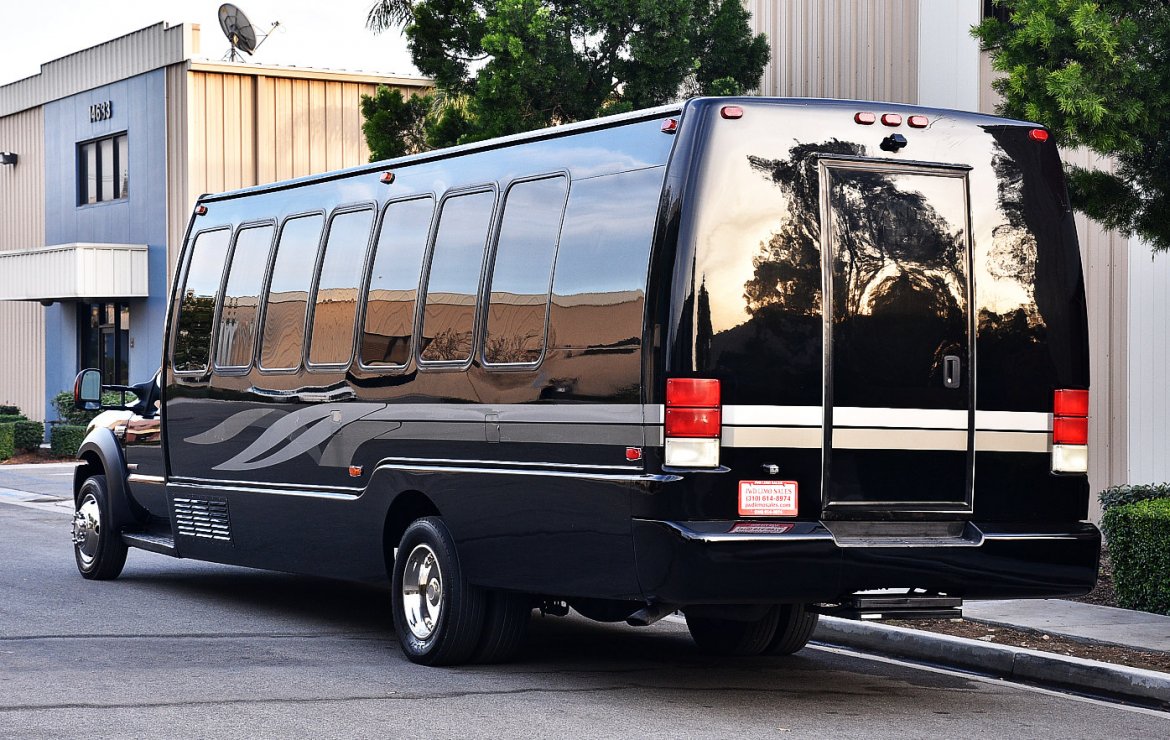 Photo of Limo Bus for sale: 2006 Ford F-550 by Krystal Koach