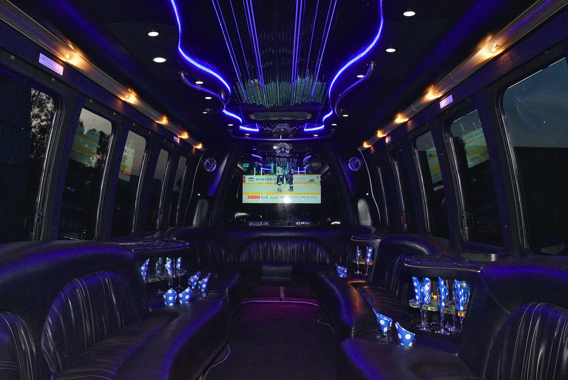 Photo of Limo Bus for sale: 2006 Ford F-550 by Krystal Koach