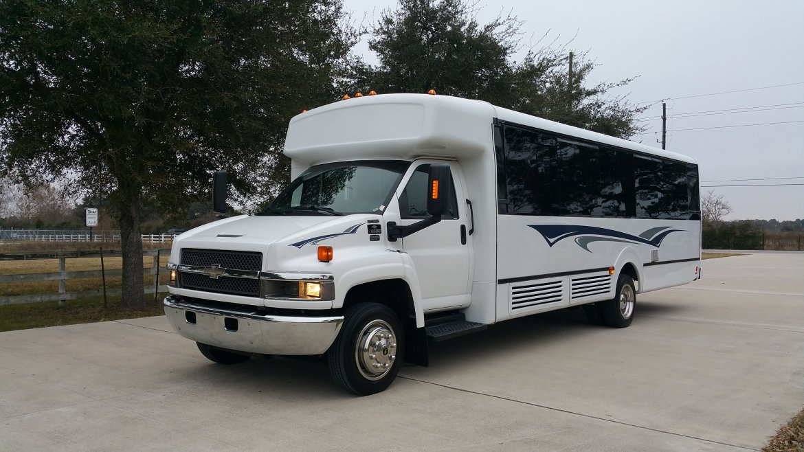 Limo Bus for sale: 2008 Chevrolet C 5500  by Westwind